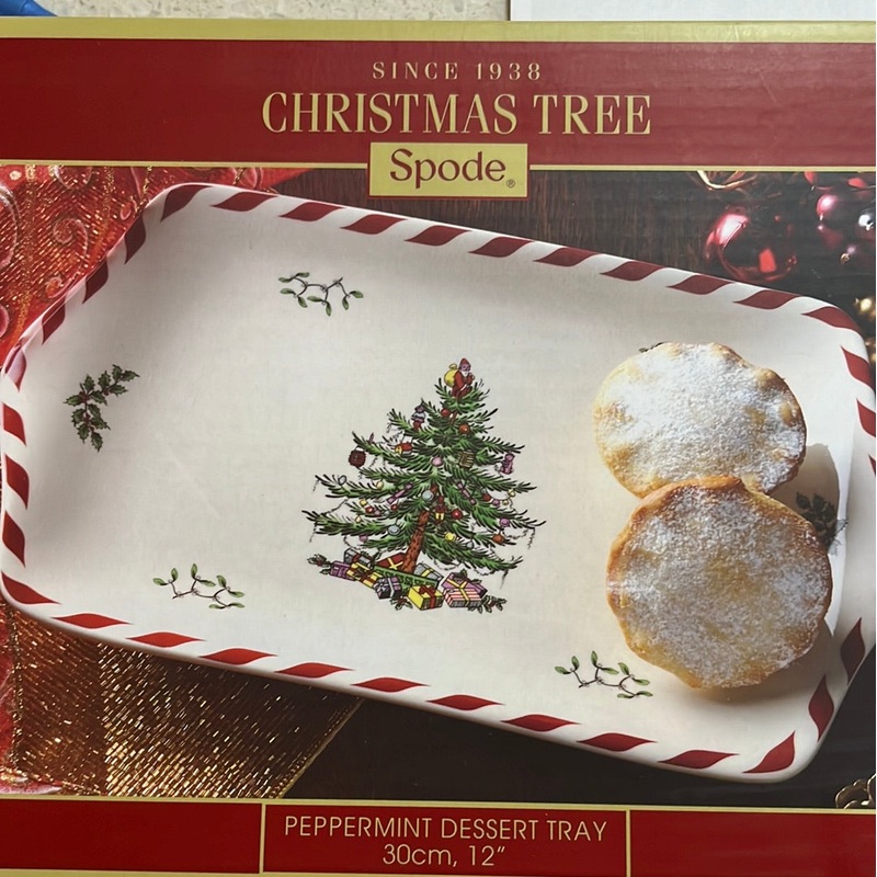 12 Peppermint Dessert Tray
