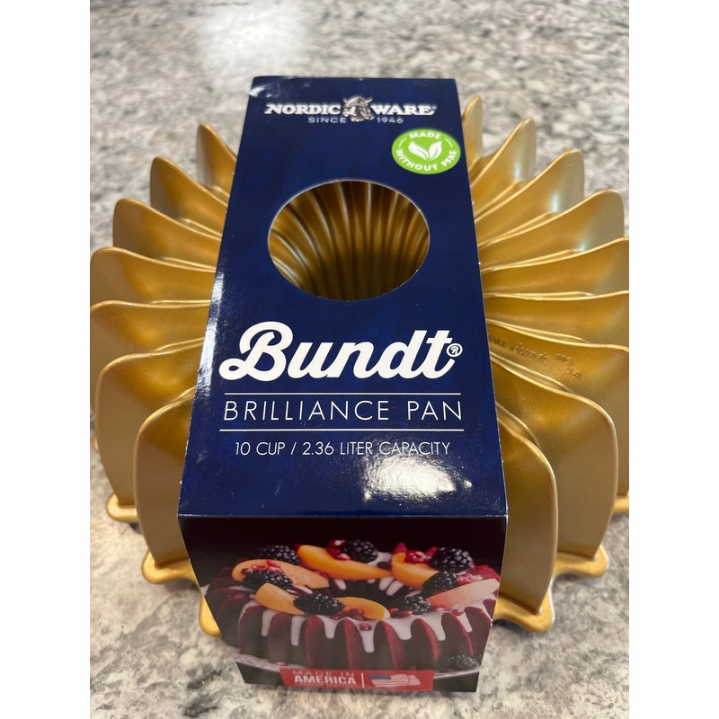 Brilliance Bundt Pan