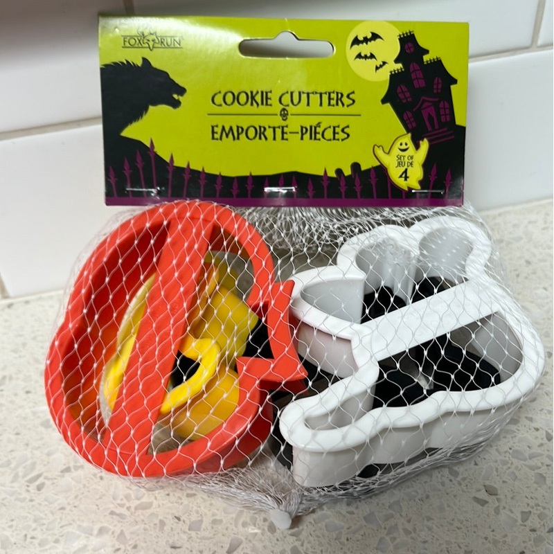 Plastic Halloween Cookie Cutter Set