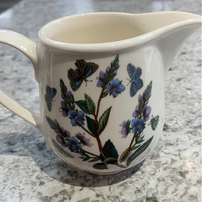 Botanic Garden Creamer 8.8 oz