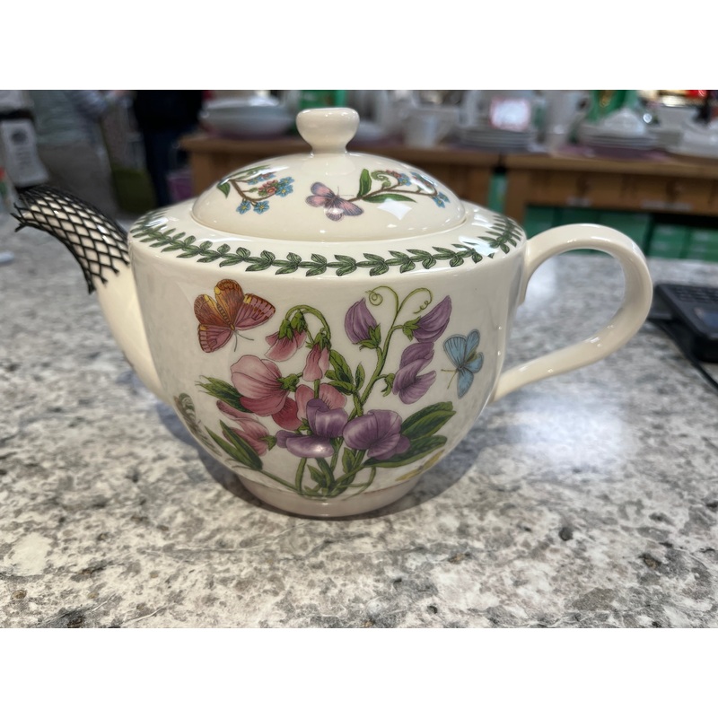Botanic Garden 2pt Teapot