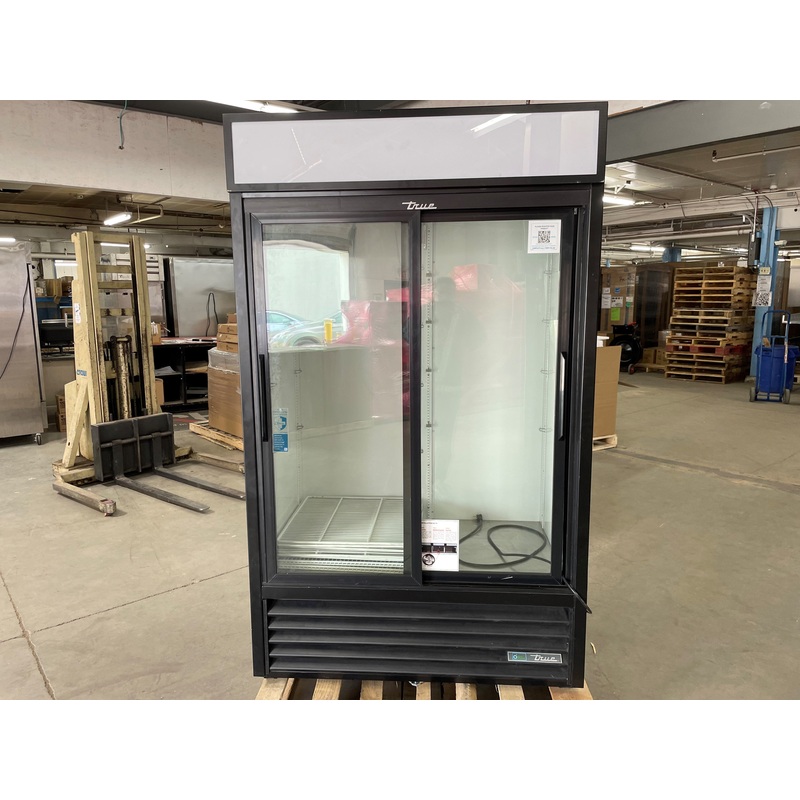 True GDM-41-HC-LD Glass Double Sliding Door Merchandiser Refrigerator, Black, SCRATCH & DENT FINAL SALE