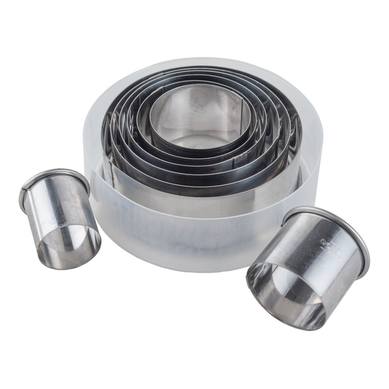 Gobel 8 Piece Round Pastry Cutter Set, Stainless Steel