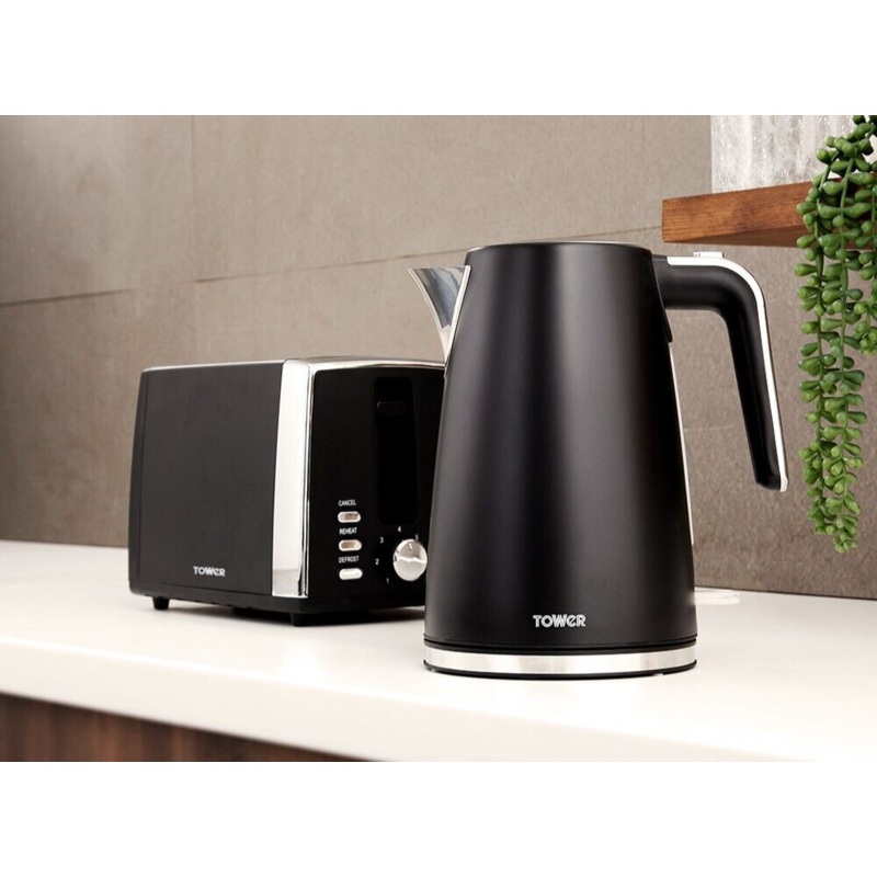 Tower Ash Modern & Contemporary 1.7L 3KW Kettle & 2 Slice Toaster Black & Chrome