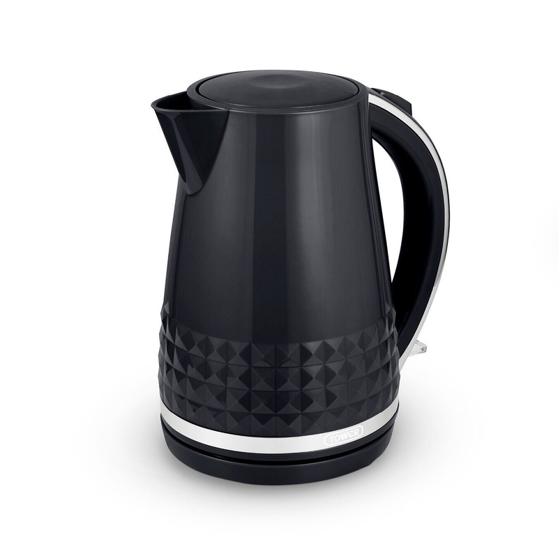 Tower Solitaire Black 3KW 1.5L Kettle with Chrome Accents T10075BLK