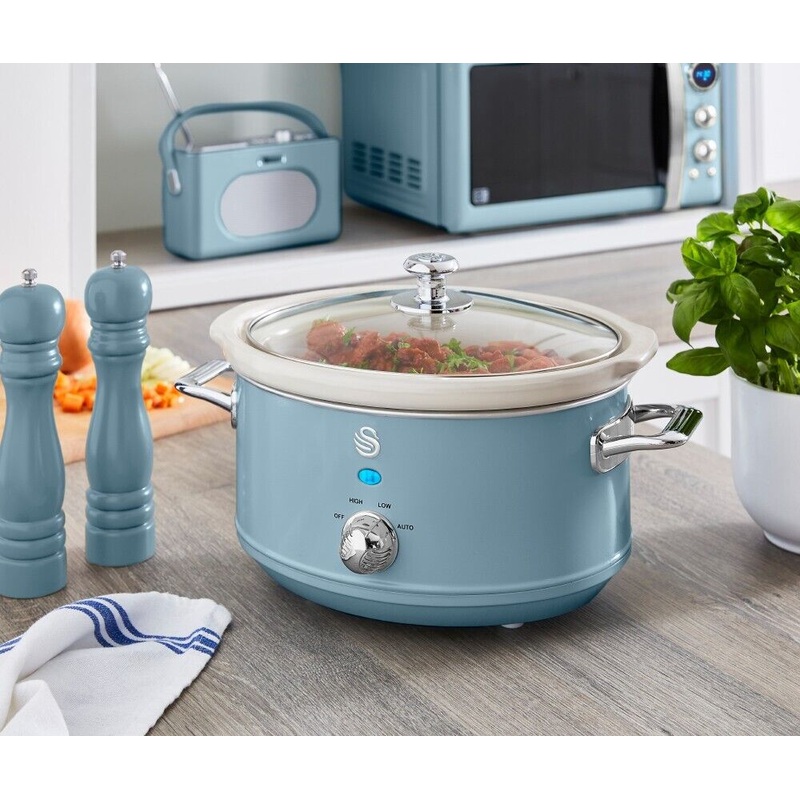 Swan Retro Blue 3.5L Slow Cooker Ultra Energy Efficient Cooking for the Family