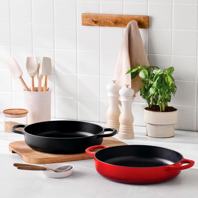 Cacerola de hierro multifuncin Signature Le Creuset