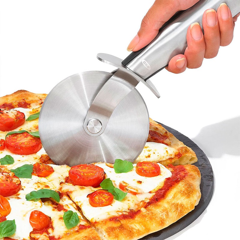 Cortador de pizzas de acero inoxidable Steel OXO
