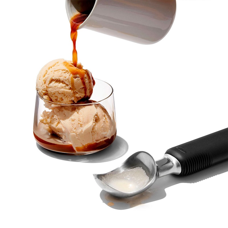 Cuchara para helado de acero inoxidable OXO