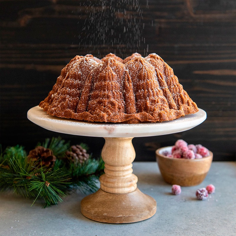 Molde Very Merry plateado Bundt Nordic Ware
