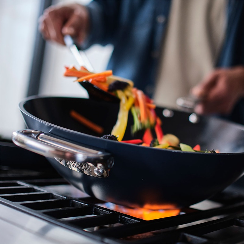 Wok cermico con mango plegable Space Joseph Joseph