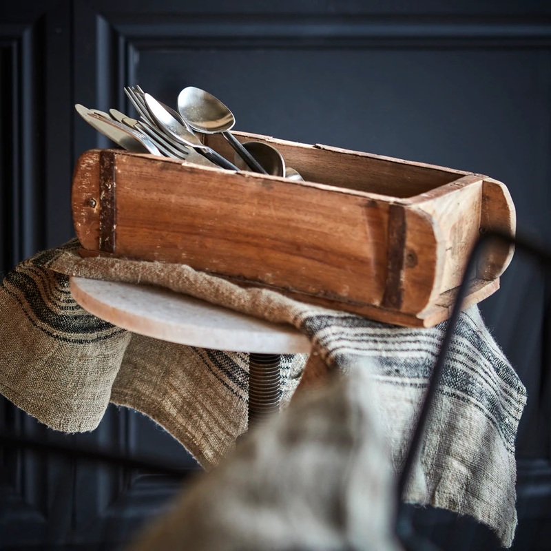 Portamacetas de madera vintage Unique Affari of Sweden