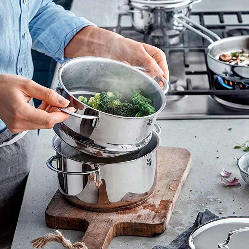 Olla con interior coccin vapor de WMF