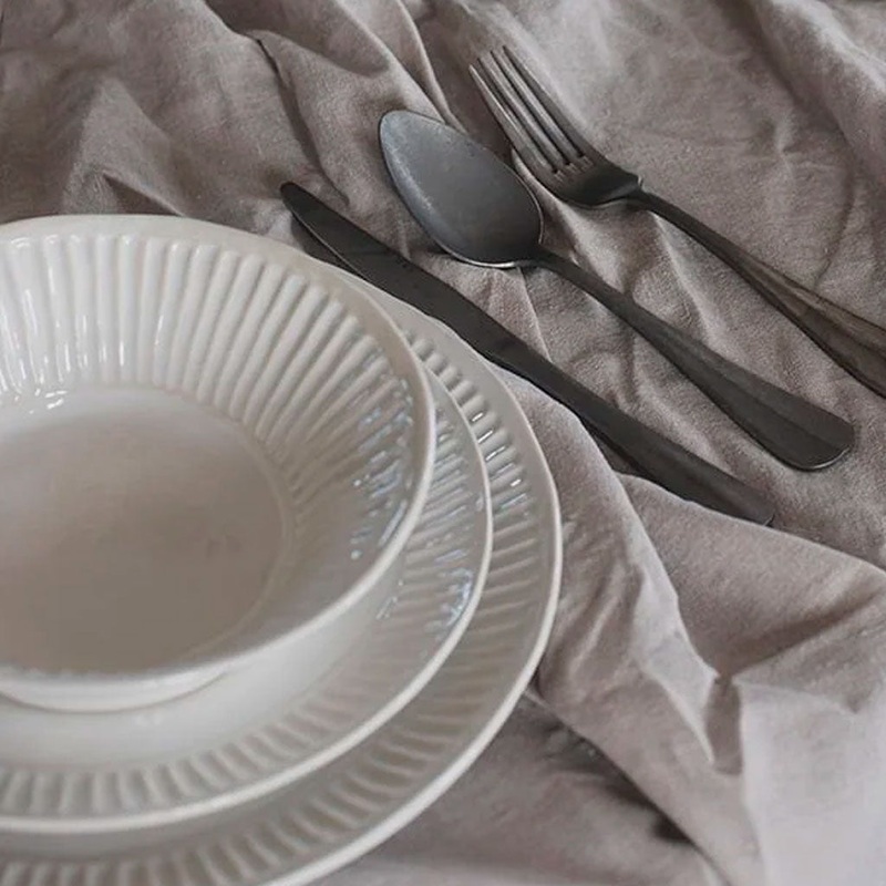 Plato cermico Yolanda de Olsson & Jensen