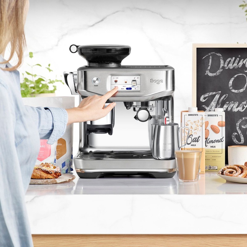 Cafetera Expresso automtica con molinillo y pantalla tctil Barista Touch Impress Sage Breville