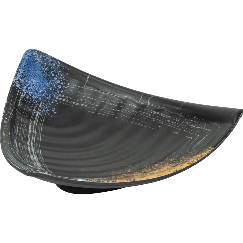 Okimi melamine triangular platter 23cm