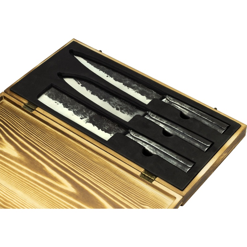 Akira 3 pcs knife set with wooden box