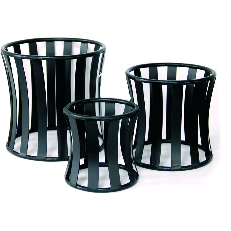 Foxy Set of three round riser buffet display stands